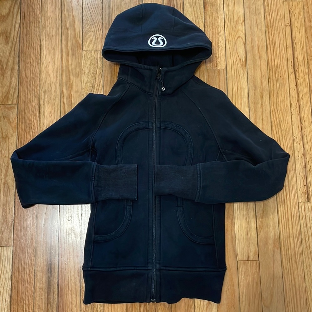 Lululemon Scuba Jacket Size 6 White Logo